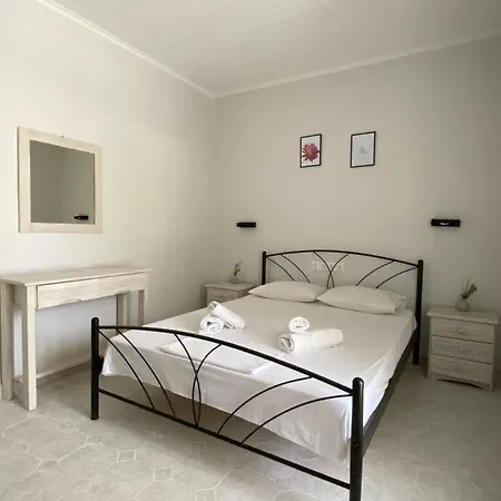 Apartman Faros *