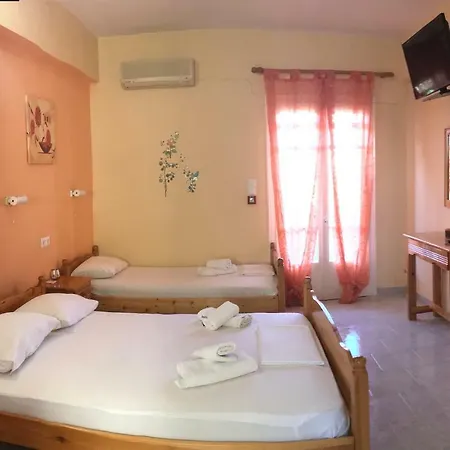 Faros Apartment *
